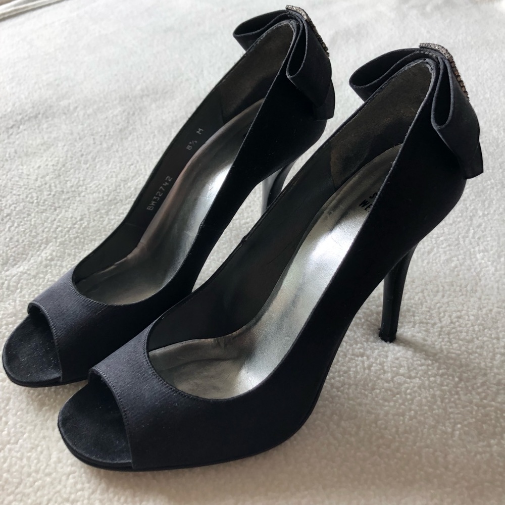 Stuart Weitzman Satin “Romance” pumps - Picture 2 of 7